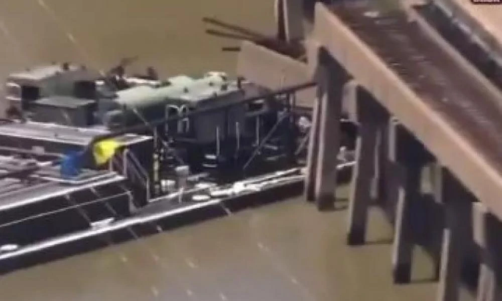 Τέξας: Φορτηγό πλοίο έπεσε πάνω σε γέφυρα - Συναγερμός για πετρελαιοκηλίδα (βίντεο)
